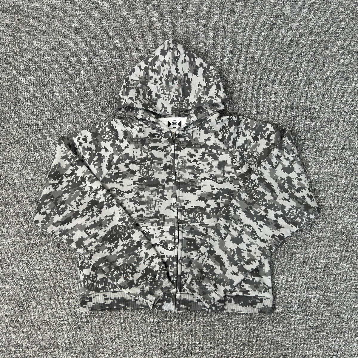 Mertra Niche Streetwear Brand  - đánh giá và giá Streetwear Brand Niche